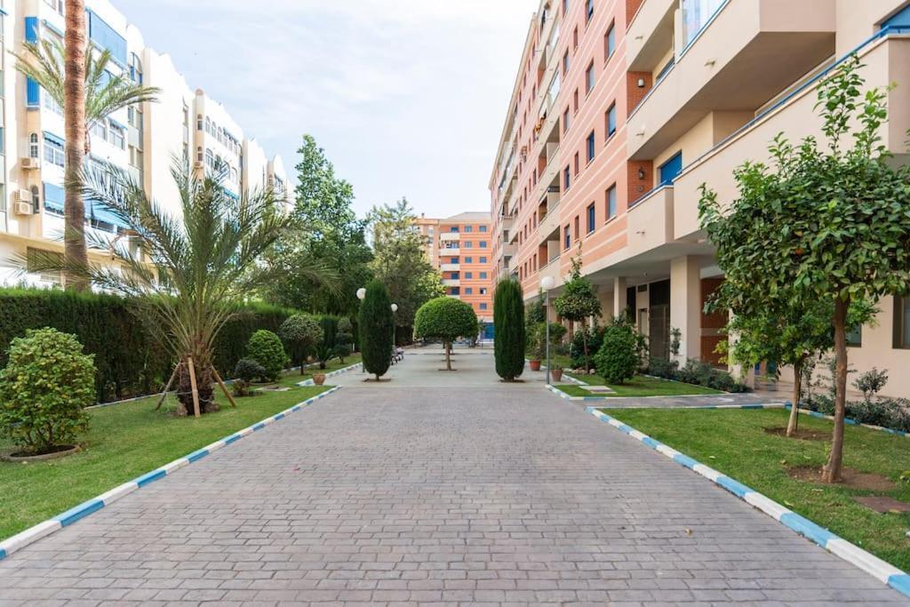 Ayala Beach Apartment มาลากา ภายนอก รูปภาพ